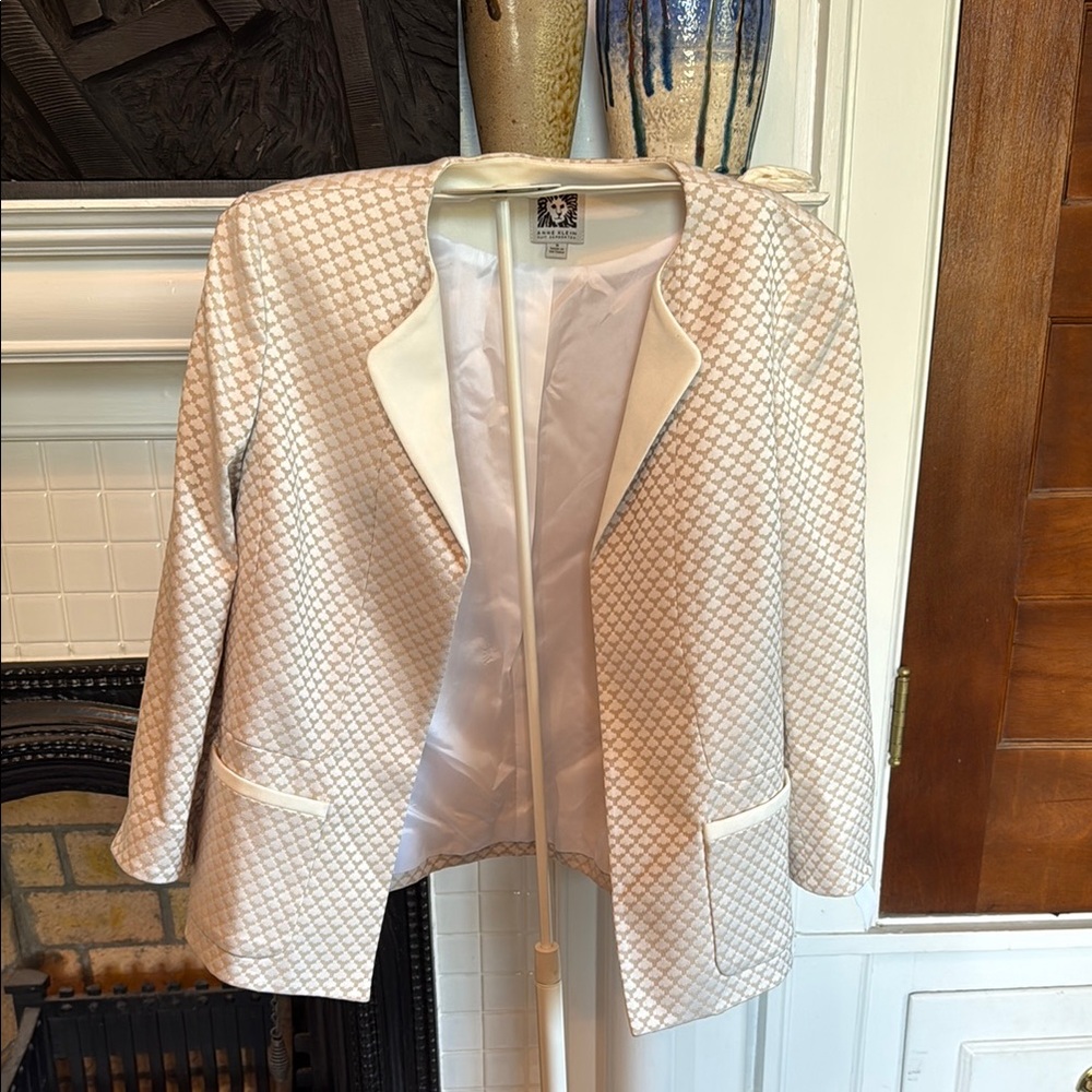 Anne Klein Cream Quilted Open Blazer Jacket